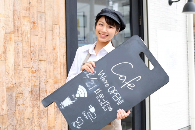 豊島区でカフェバイトするならココ！エネルギー溢れる若者の街