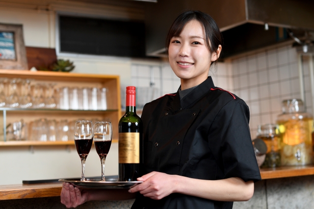 厚木市でレストランバイトするならココ！自然と都会が心地よく混ざる街