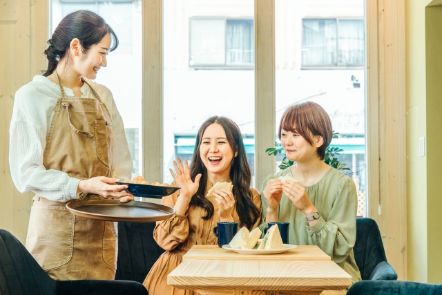 豊橋市でレストランバイトするならココ！自然と名物グルメが楽しめる！