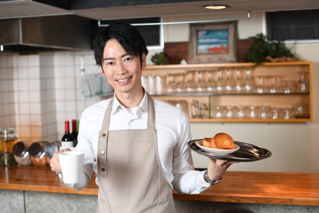川崎市中原区でレストランバイトするならココ！スポーツの試合でにぎわう街！